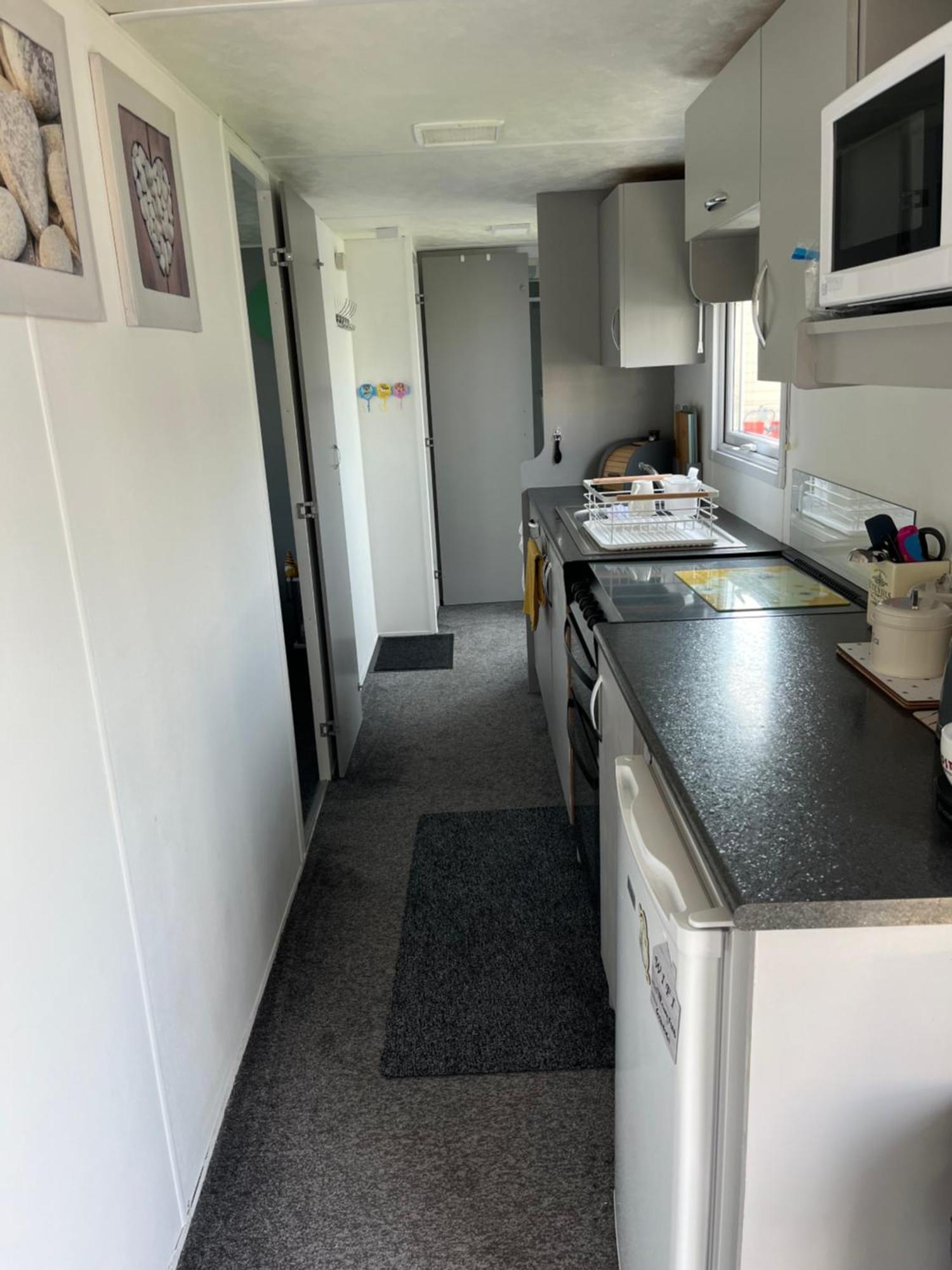 Sharons Lyons Lido Caravan 3 Bedrooms *