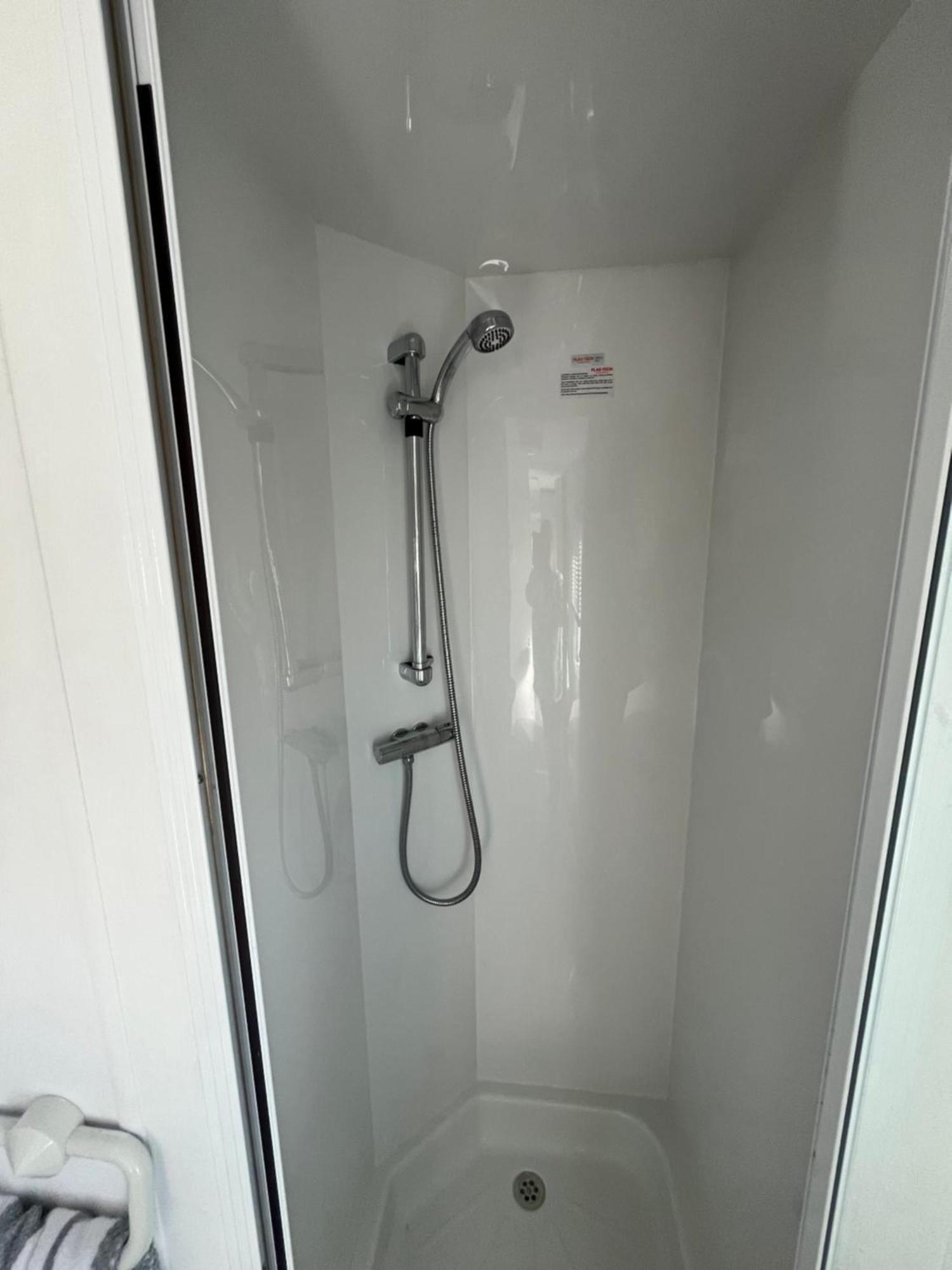 Appartement Sharons Lyons Lido Caravan 3 Bedrooms *